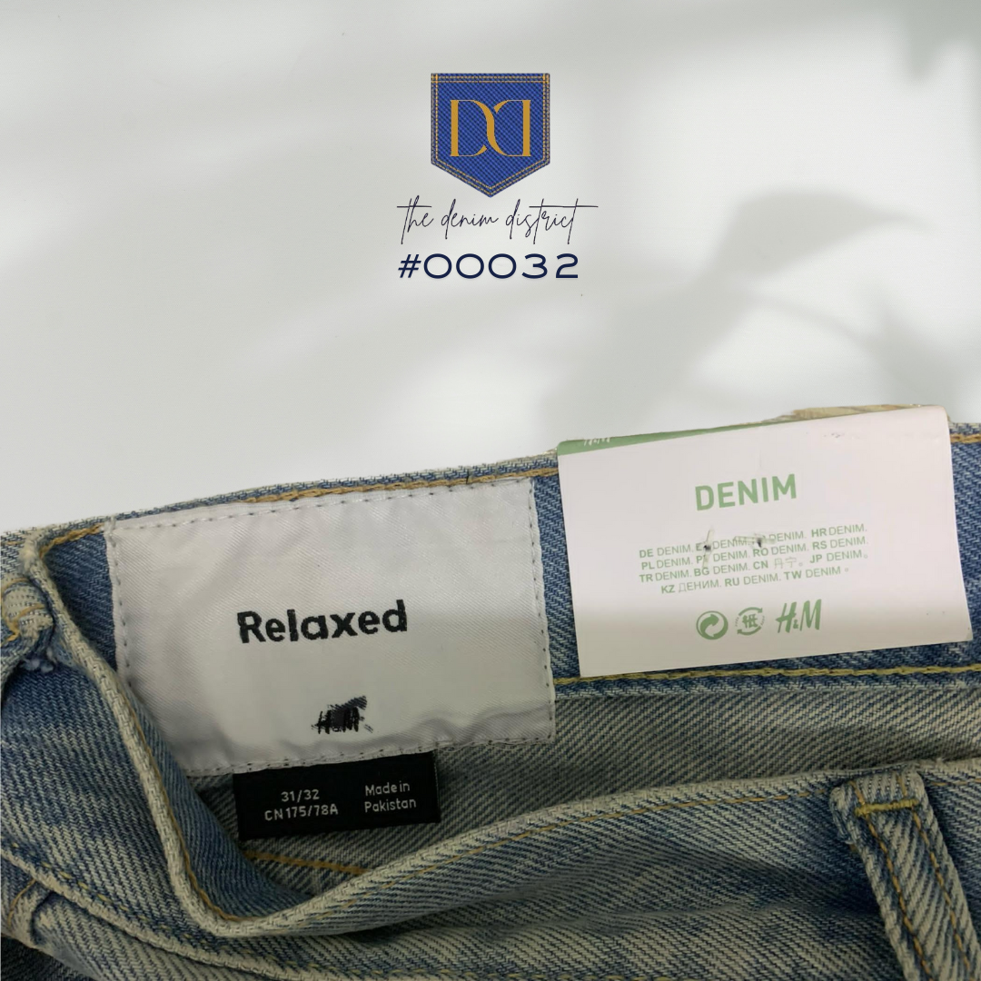 #00032 Men's H&M Baggy Fairfax Relaxed Fit Jeans - Pale Denim Blue | Stacked Ankle Design