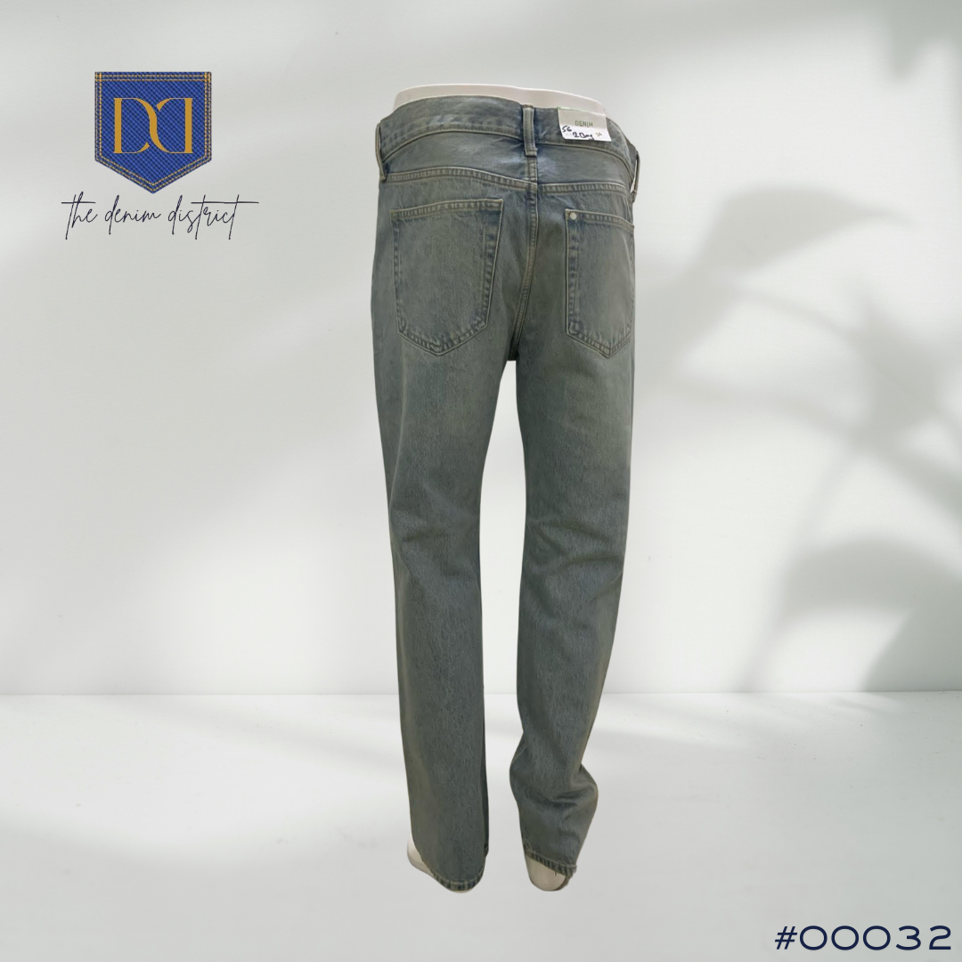 #00032 Men's H&M Baggy Fairfax Relaxed Fit Jeans - Pale Denim Blue | Stacked Ankle Design