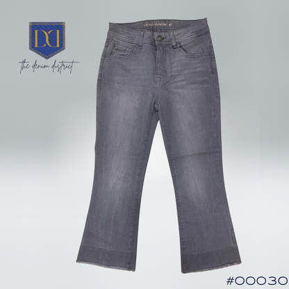 #00030  Women's Mid Rise Cropped Kick Flare Leg Jeans in Grey